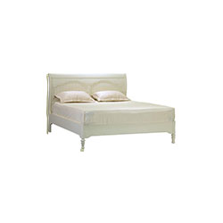 Five-foot bed (wooden back) CG-L402-02